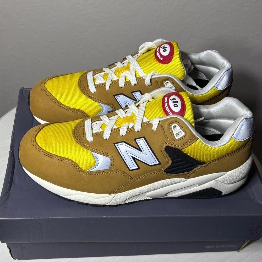 New Balance 580 